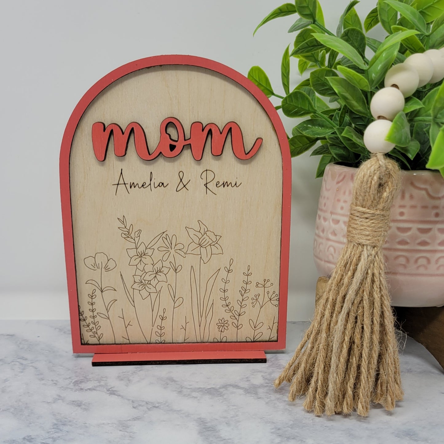 Mom Arch Sign - Add Kids Names