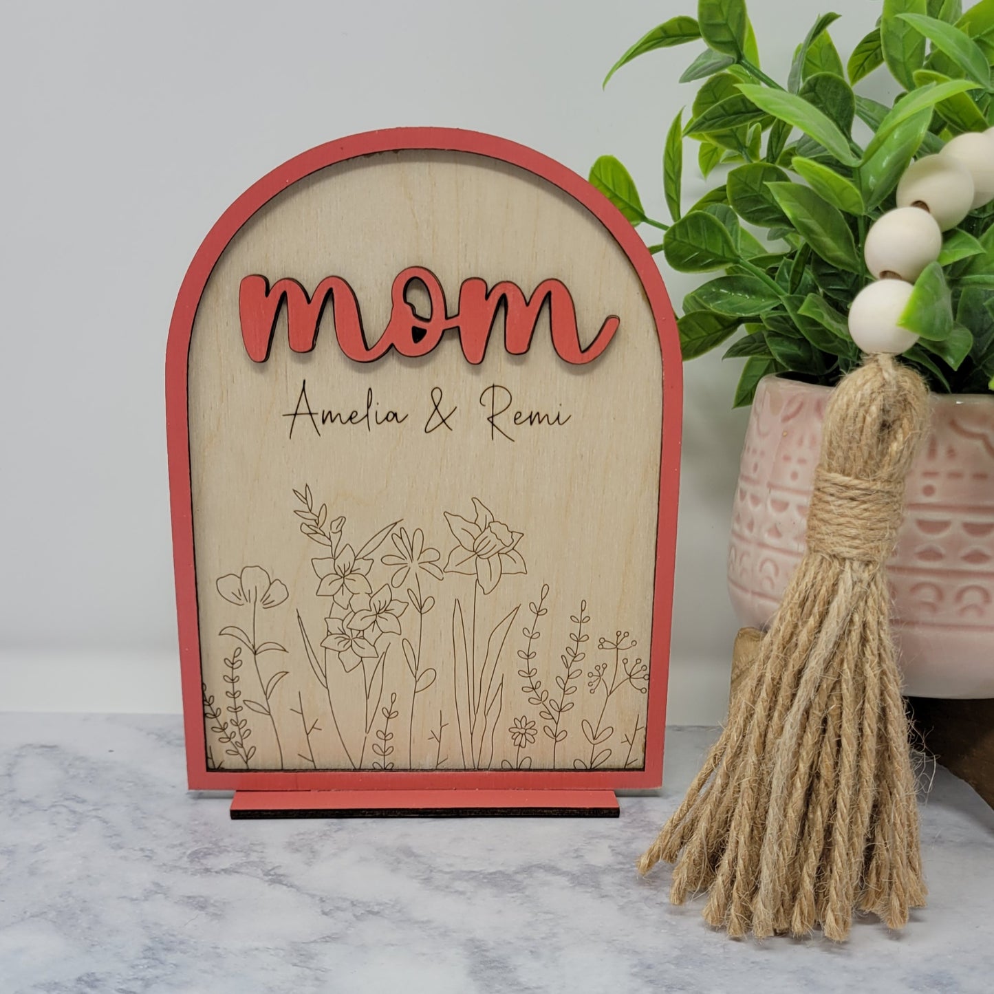 Mom Arch Sign - Add Kids Names
